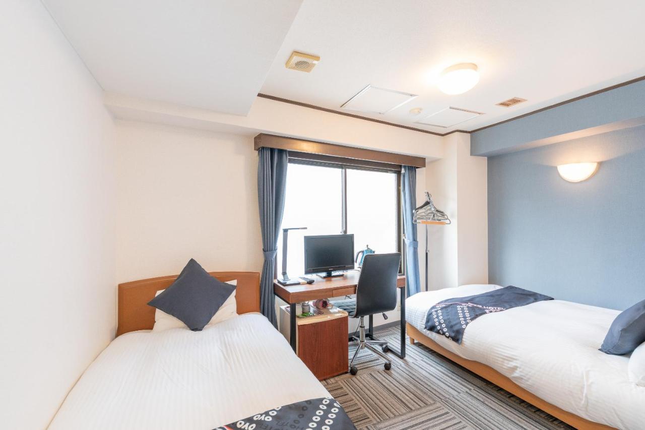 Oyo Hotel Ikebukuro Tokio Zewnętrze zdjęcie