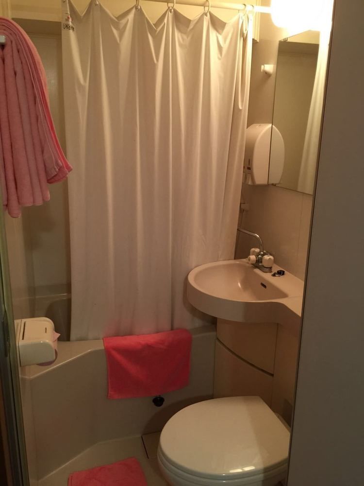 Oyo Hotel Ikebukuro Tokio Zewnętrze zdjęcie